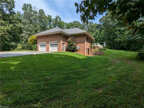 A home in Yadkinville