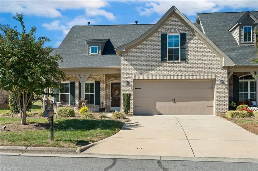 901 Plantation Village Drive, photo 1 of 37
