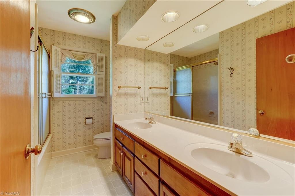 6205 Salem Chapel Road, Walnut Cove, North Carolina image 26