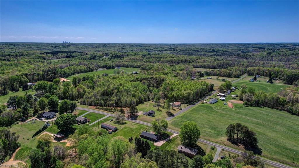 6205 Salem Chapel Road, Walnut Cove, North Carolina image 38