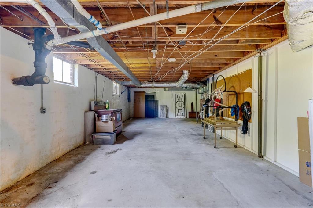 6205 Salem Chapel Road, Walnut Cove, North Carolina image 28