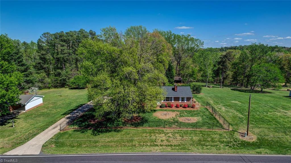 6205 Salem Chapel Road, Walnut Cove, North Carolina image 8