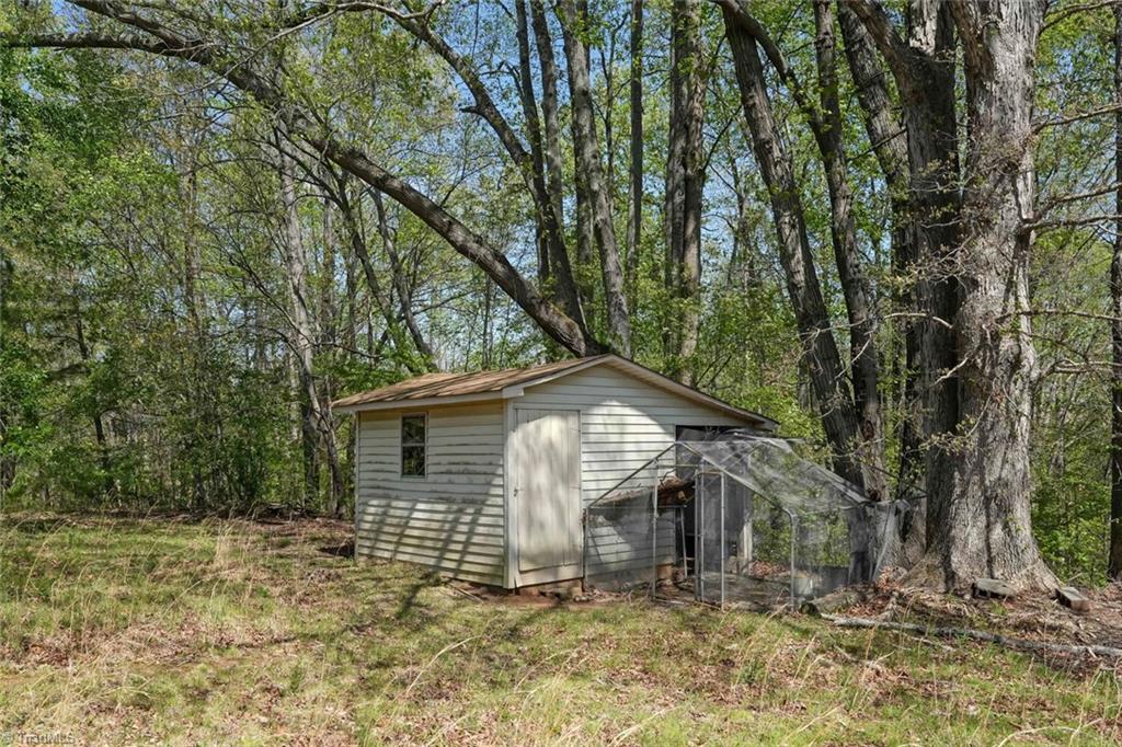 6205 Salem Chapel Road, Walnut Cove, North Carolina image 35