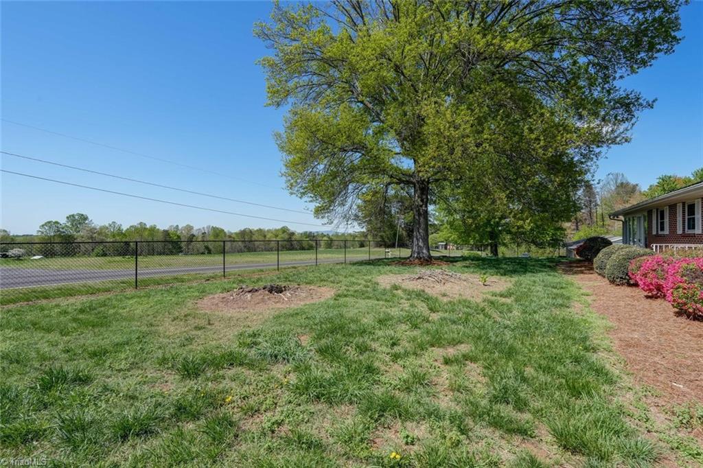 6205 Salem Chapel Road, Walnut Cove, North Carolina image 3