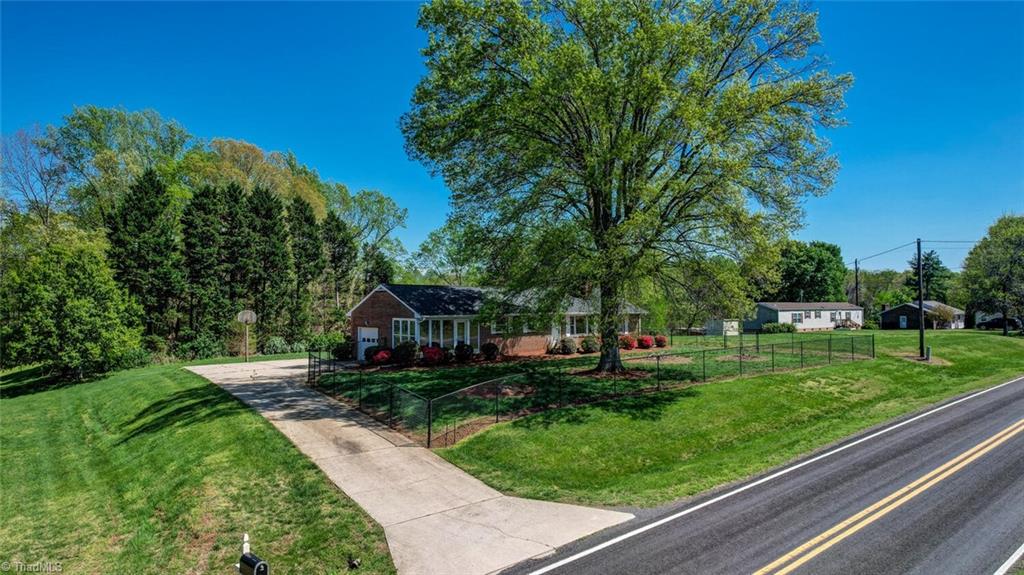 6205 Salem Chapel Road, Walnut Cove, North Carolina image 1