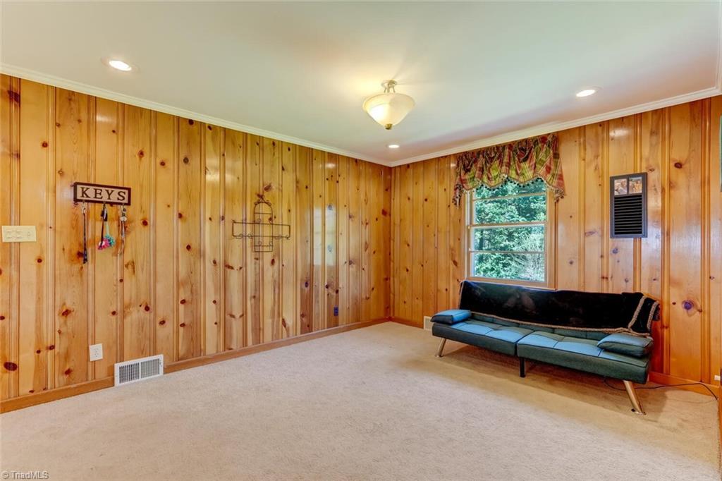 6205 Salem Chapel Road, Walnut Cove, North Carolina image 14