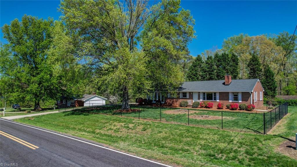 6205 Salem Chapel Road, Walnut Cove, North Carolina image 4