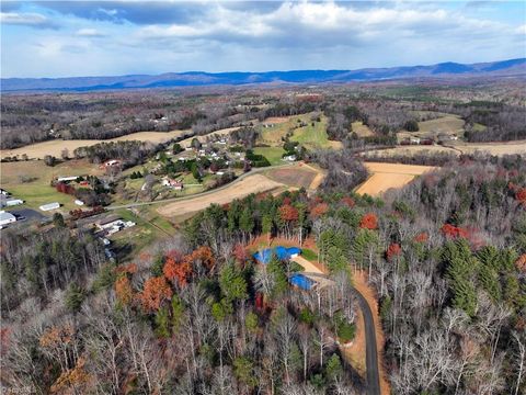 A home in Mount Airy