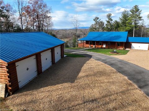 A home in Mount Airy