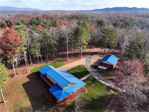 A home in Mount Airy