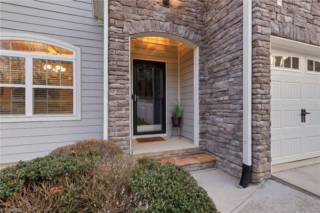2502 N Tuckers Farm Court