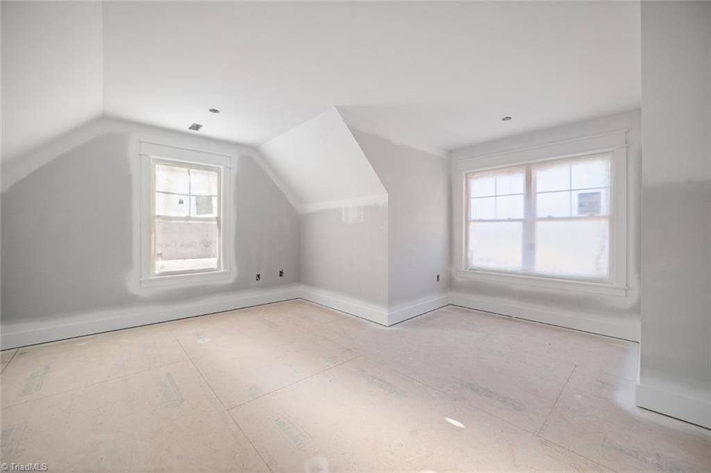 Winston-Salem, North Carolina 27106, United States, 4 Bedrooms Bedrooms, ,4 BathroomsBathrooms,Residential,Active,97357