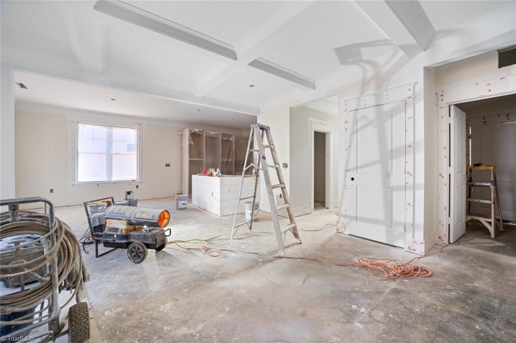 Winston-Salem, North Carolina 27106, United States, 4 Bedrooms Bedrooms, ,4 BathroomsBathrooms,Residential,Active,97357