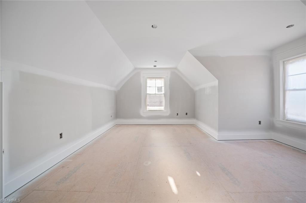 Winston-Salem, North Carolina 27106, United States, 4 Bedrooms Bedrooms, ,4 BathroomsBathrooms,Residential,Active,97357