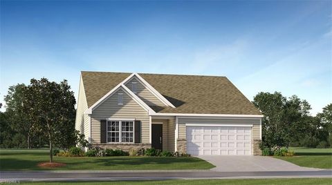 Homes For Sale - 114 Primrose Street<br/> King, NC 27021
