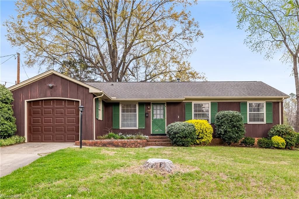 Photo of 4017 Wexford Drive, Greensboro, NC 27406 (MLS # 1214091)