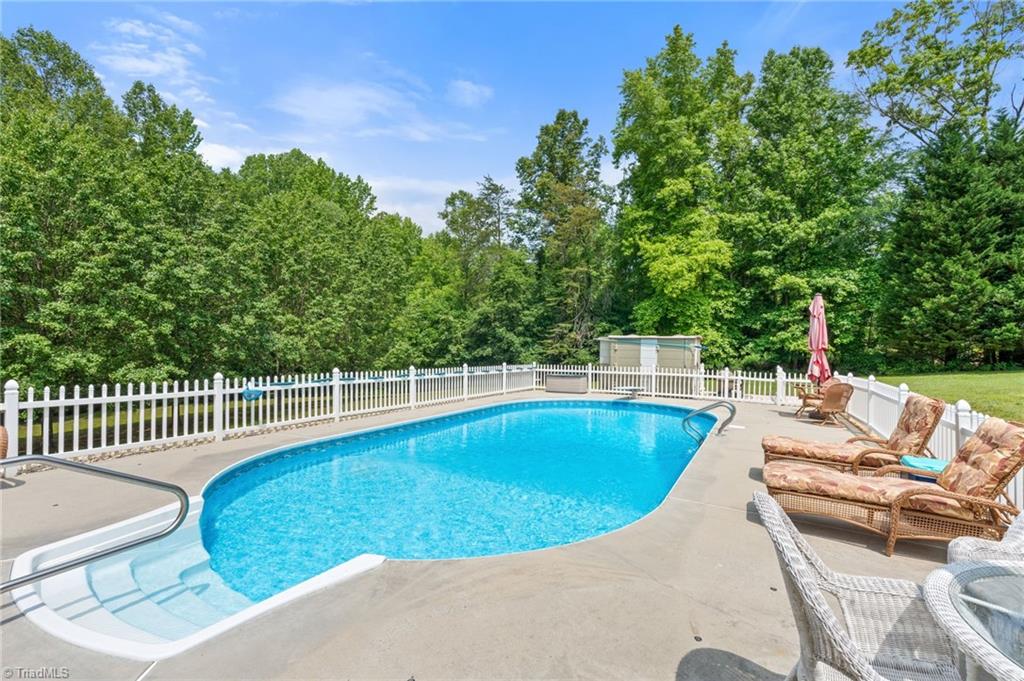 5752 Davis Road, Walkertown, North Carolina image 43