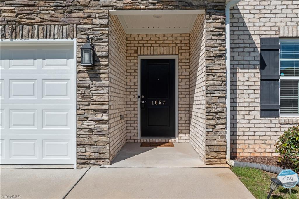 1057 Woodview Ridge Trail