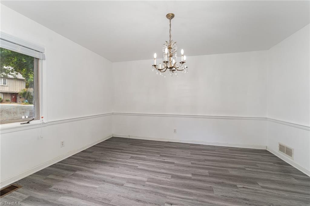 Photo 9 of 35 of 135 Lamplighter Circle townhome