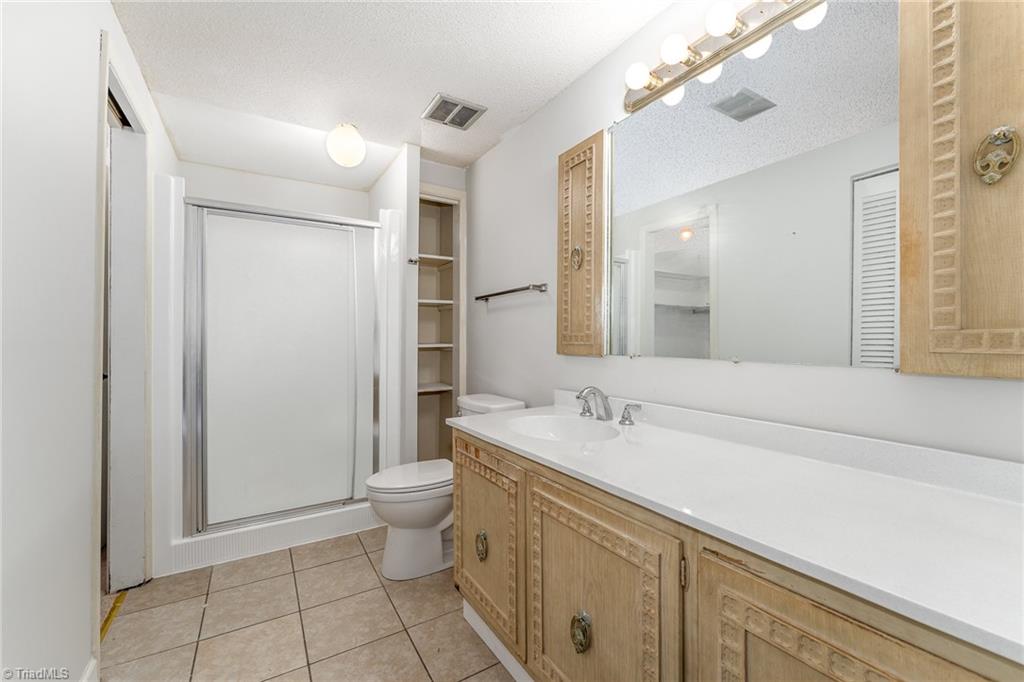 Photo 18 of 35 of 135 Lamplighter Circle townhome