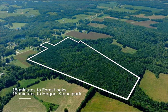 3053 Nc Highway 62 E, photo 3 of 32