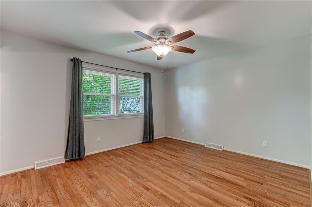 3805 Derbyshire Drive, Greensboro, North Carolina image 14