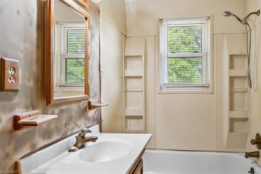2249 Pisgah Church Road, Kernersville, North Carolina image 24