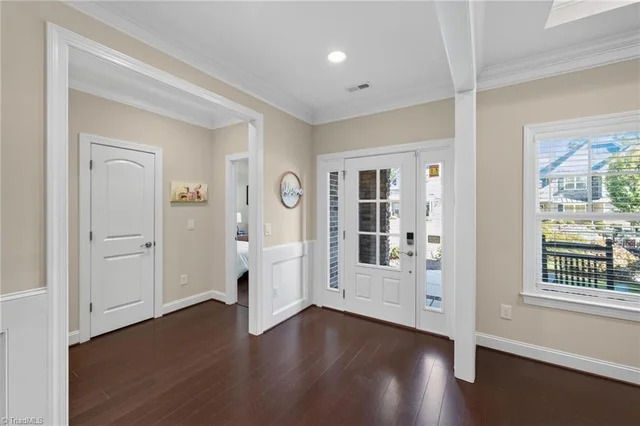 175 Macallan Drive, photo 5 of 50