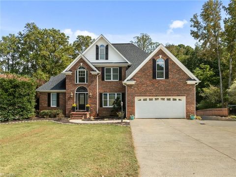 Homes For Sale - 2604 Northstream Court<br/> Haw River, NC 27258
