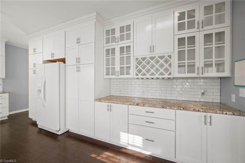 Kernersville, North Carolina 27284, United States, 4 Bedrooms Bedrooms, ,3 BathroomsBathrooms,Residential,Active,246769