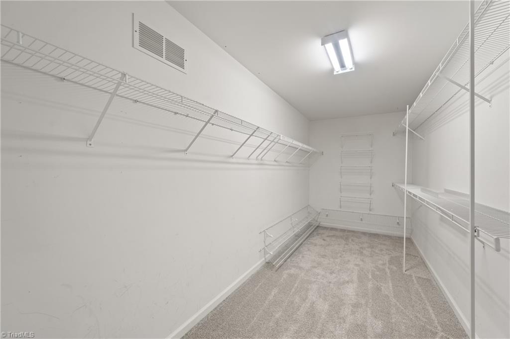 Kernersville, North Carolina 27284, United States, 4 Bedrooms Bedrooms, ,3 BathroomsBathrooms,Residential,Active,246769