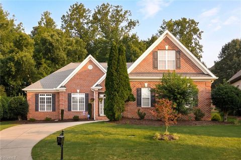 Homes For Sale - 1007 Muirfield Avenue<br/> Clemmons, NC 27012
