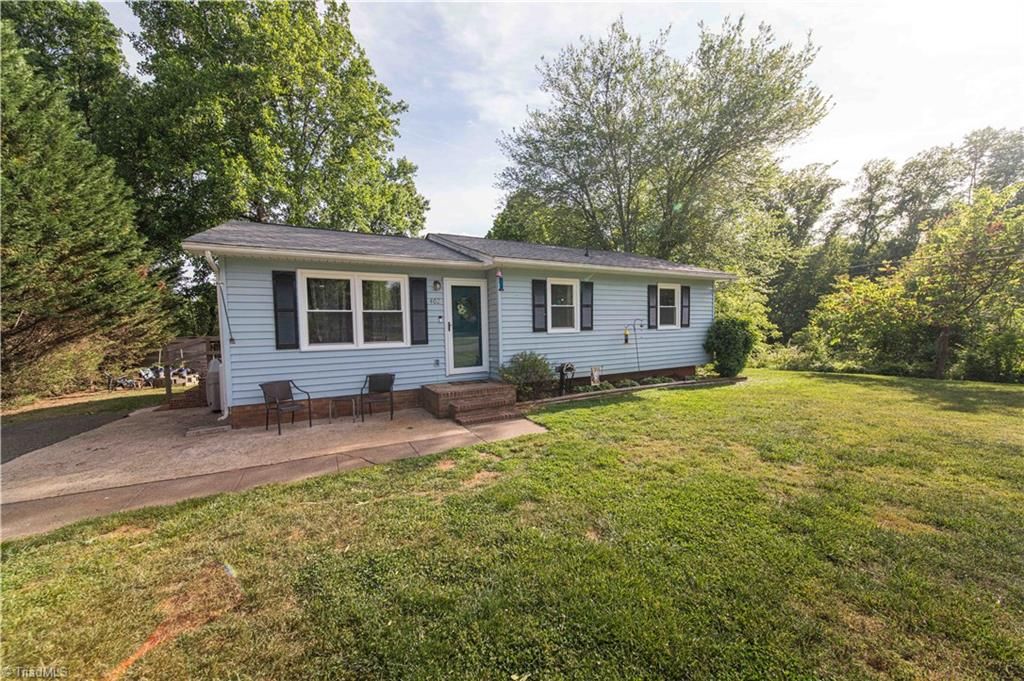 Photo of 402 Williams Street, Boonville, NC 27011 (MLS # 1218244)