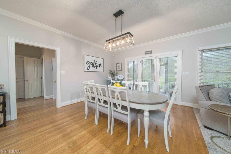 Winston-Salem, North Carolina, 27107, United States, 3 Bedrooms Bedrooms, ,4 BathroomsBathrooms,Residential,Active,2036363