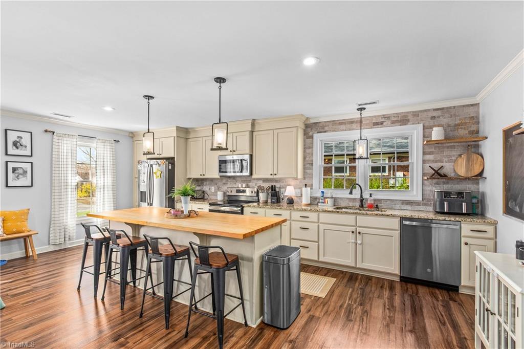 225 Summerglen Drive