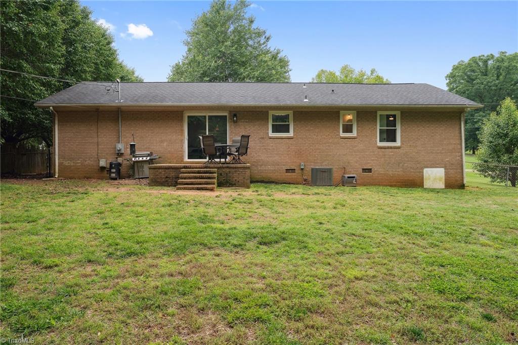 241 Pilotview Loop, Madison, North Carolina image 37