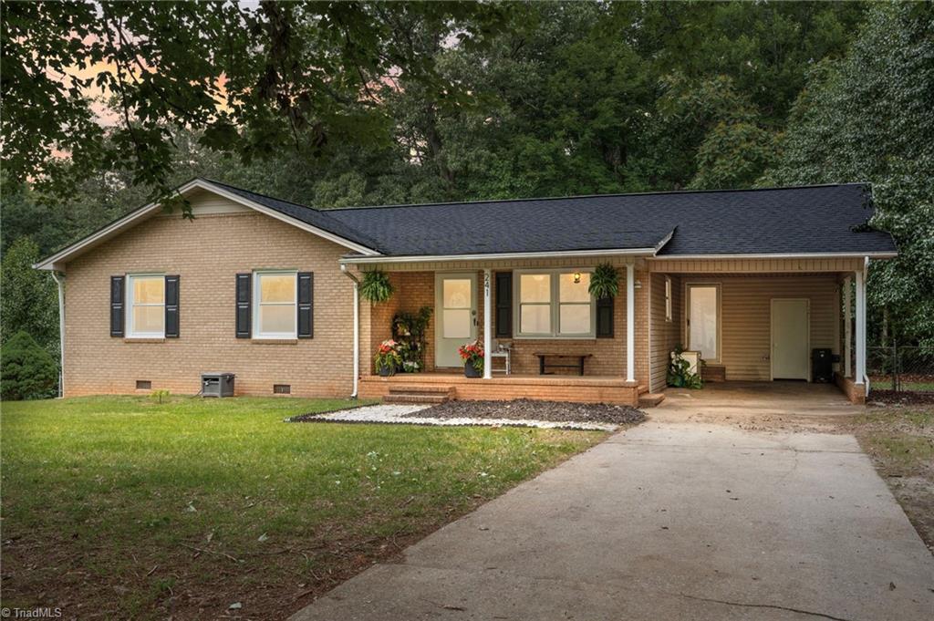 241 Pilotview Loop, Madison, North Carolina image 1
