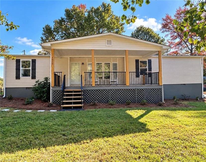 4070 Winter Hue St, photo 1 of 25
