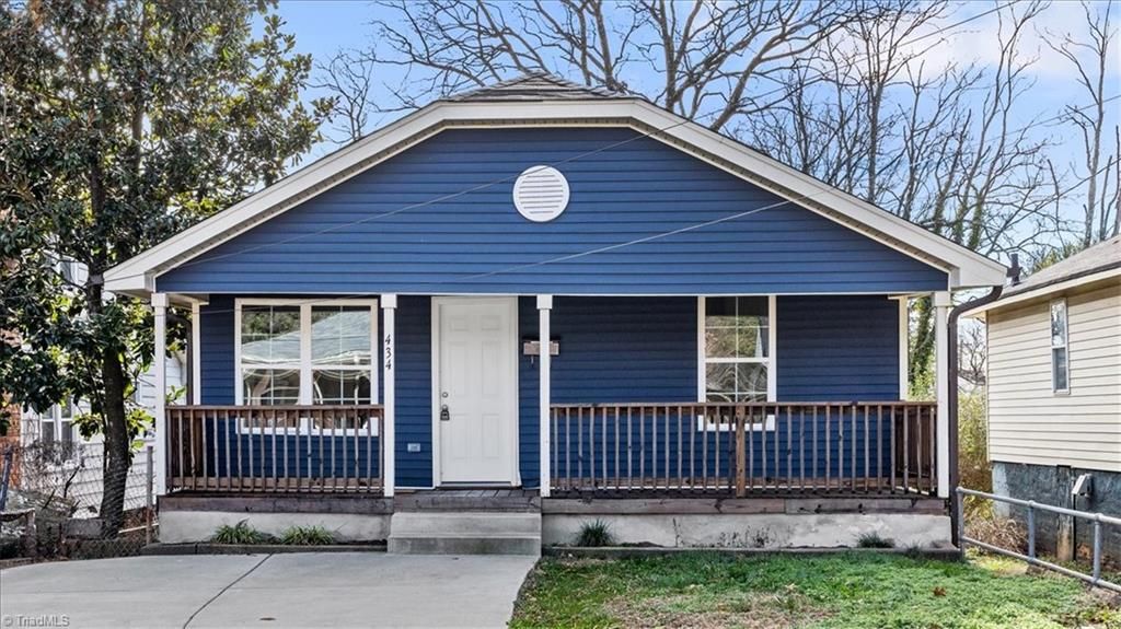 Photo of 434 W 24th Street, Winston-Salem, NC 27105 (MLS # 1206745)