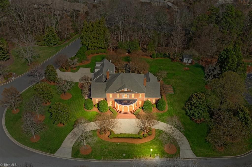 Photo of 1212 Sturbridge Avenue, High Point, NC 27262 (MLS # 1212341)