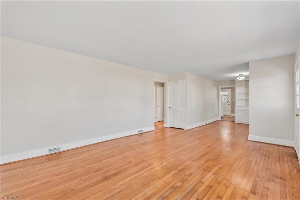 311 Kensington Road, Greensboro, North Carolina image 7