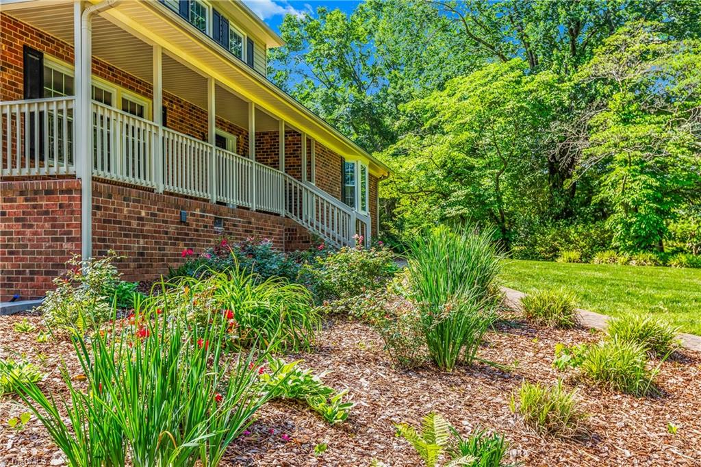 7524 Whitaker Drive, Summerfield, North Carolina image 6