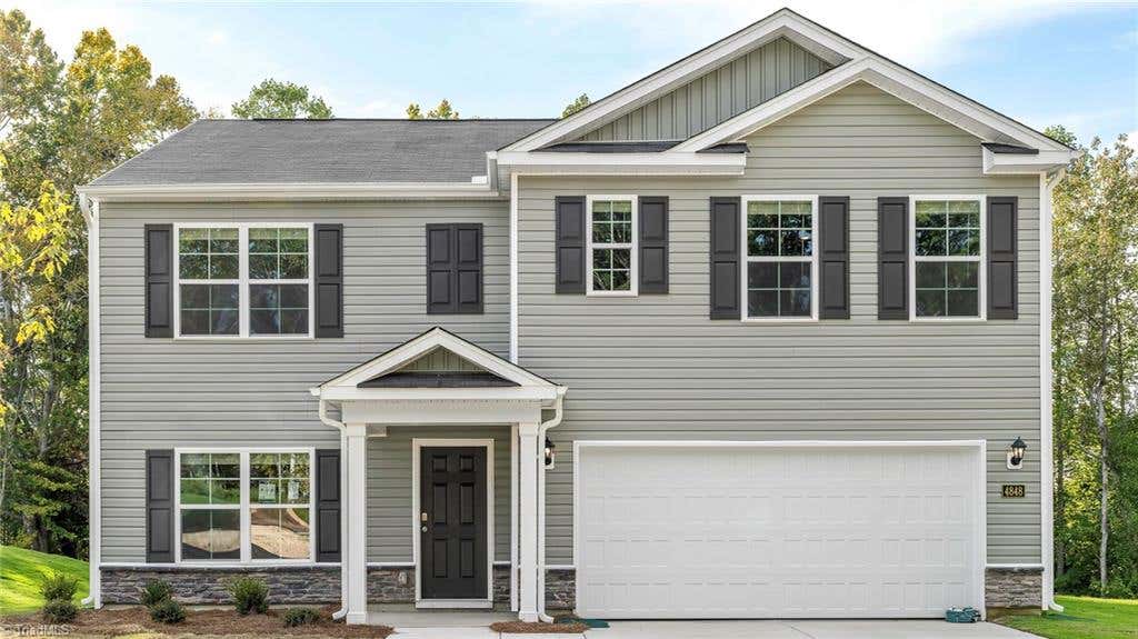 Photo of 4721 Mount Hope Drive, Winston-Salem, NC 27107 (MLS # 1228362)