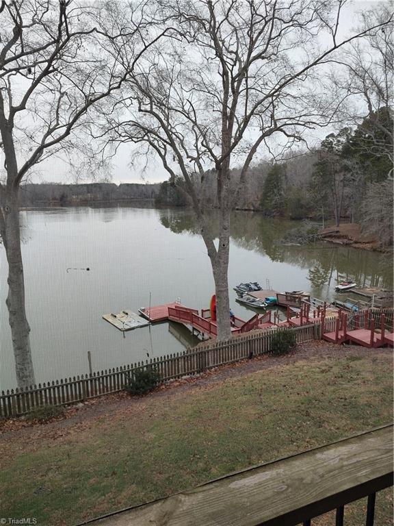 1957 Hickory Point Drive, Lexington, North Carolina image 1