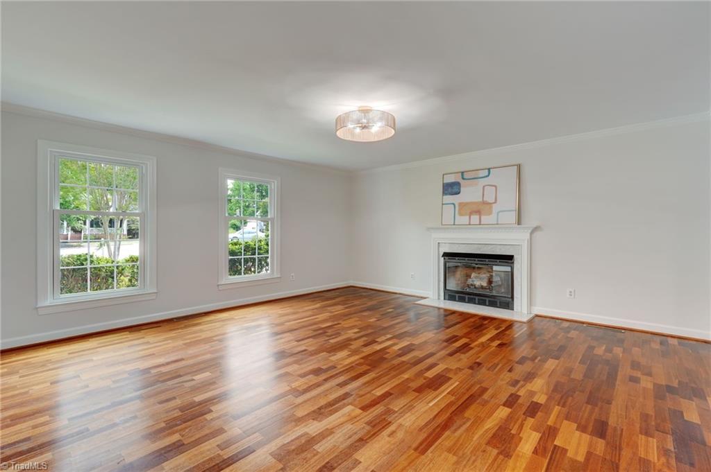 200 Stafford Oak Drive