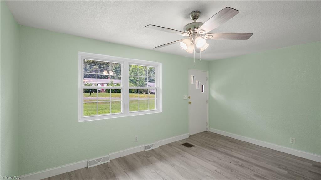 1533 Pecan Drive