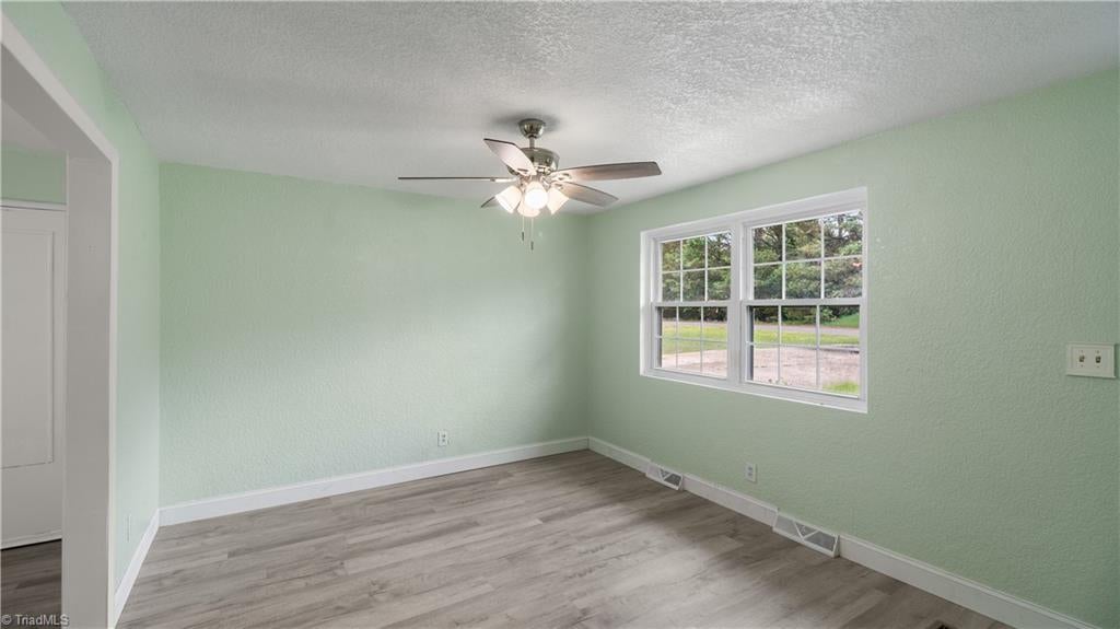 1533 Pecan Drive