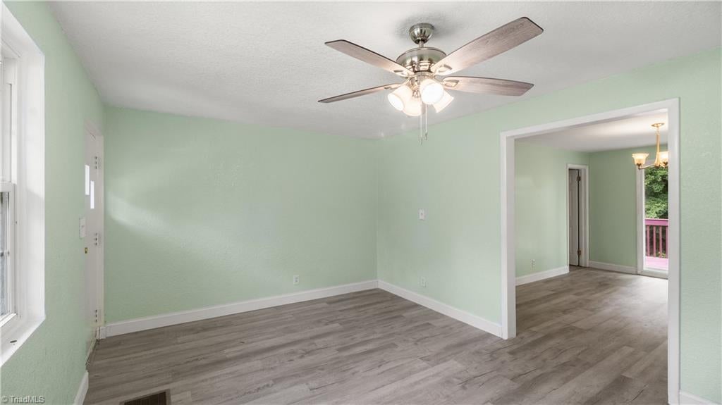 1533 Pecan Drive