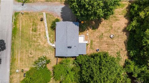 A home in Pfafftown