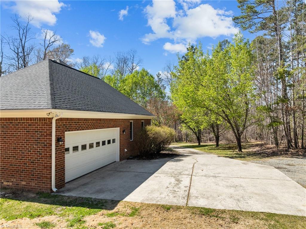 6313 Indian Hills Lane, Climax, North Carolina image 36